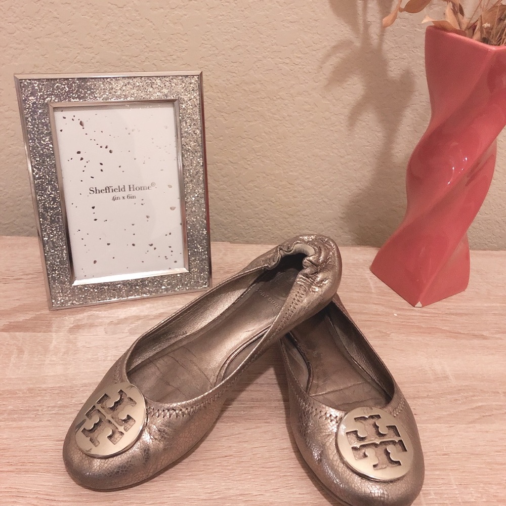 Pre owned Tory Burch flat 6.5